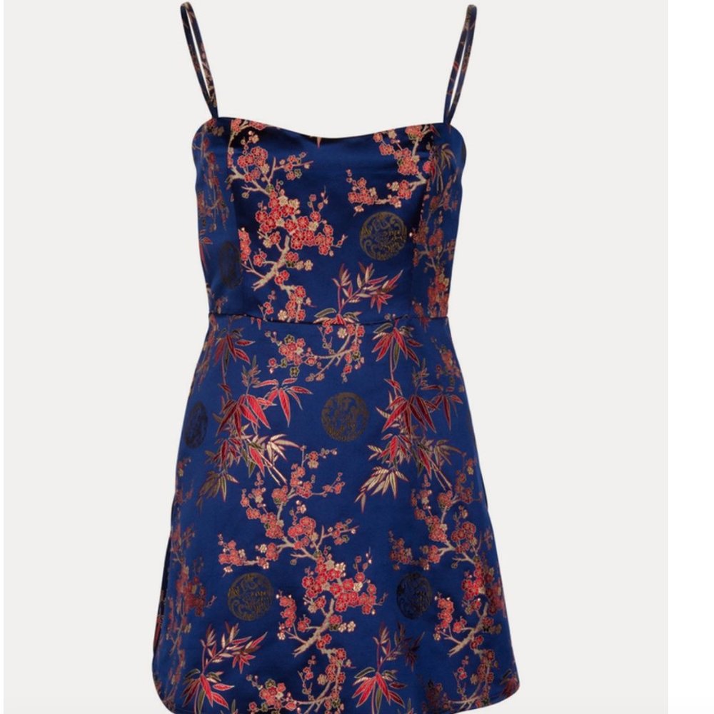 Réalisation Par, THE EMILIE